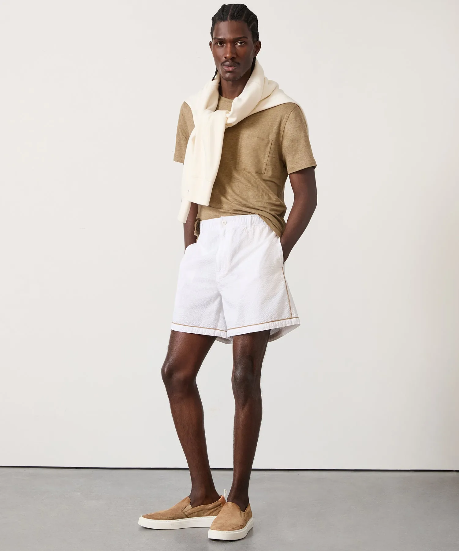 5 Tipped Seersucker Beachcomber Short in White