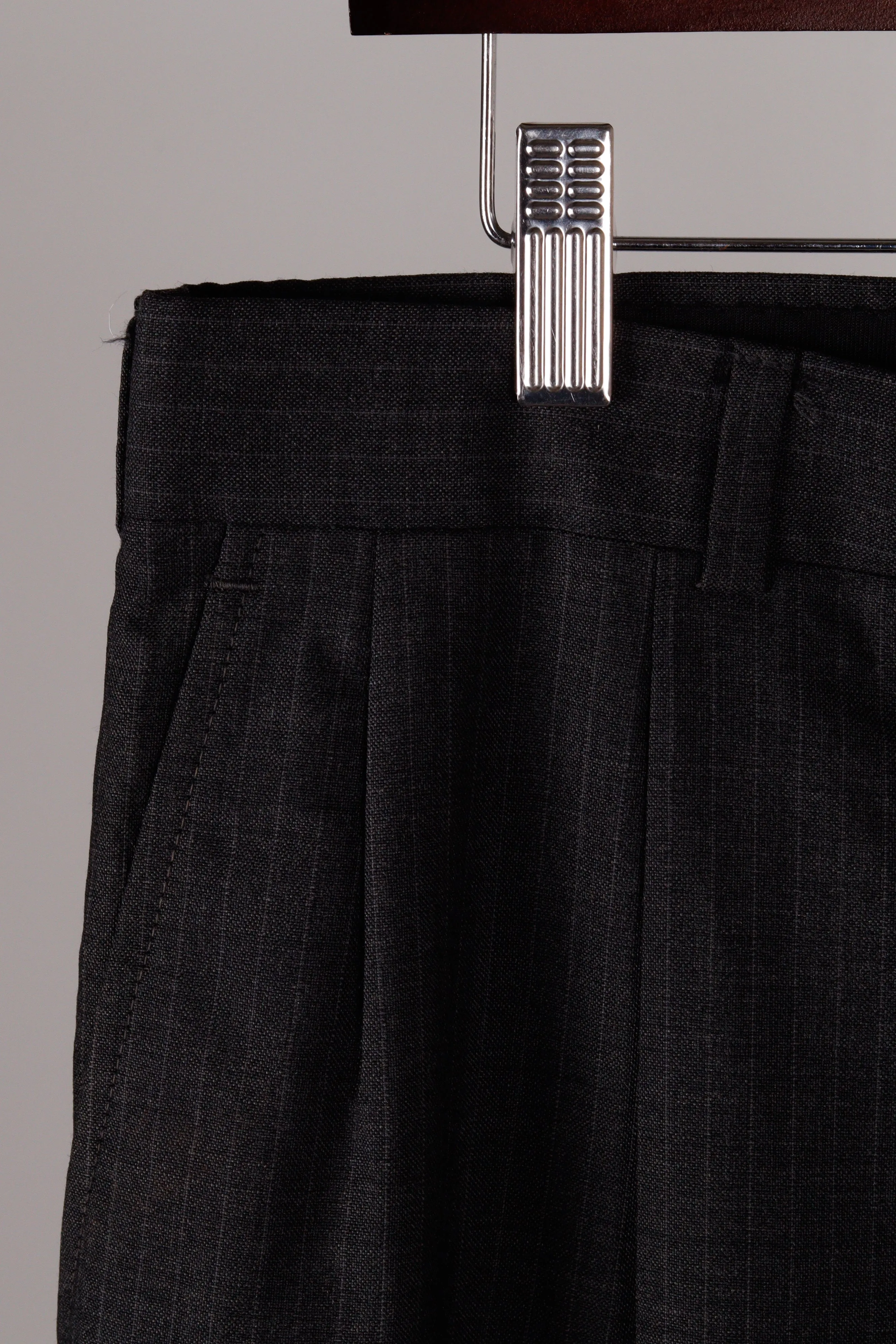 90's Burberry 'Window-Pane Plaid Stratford Wool' Trousers Grey