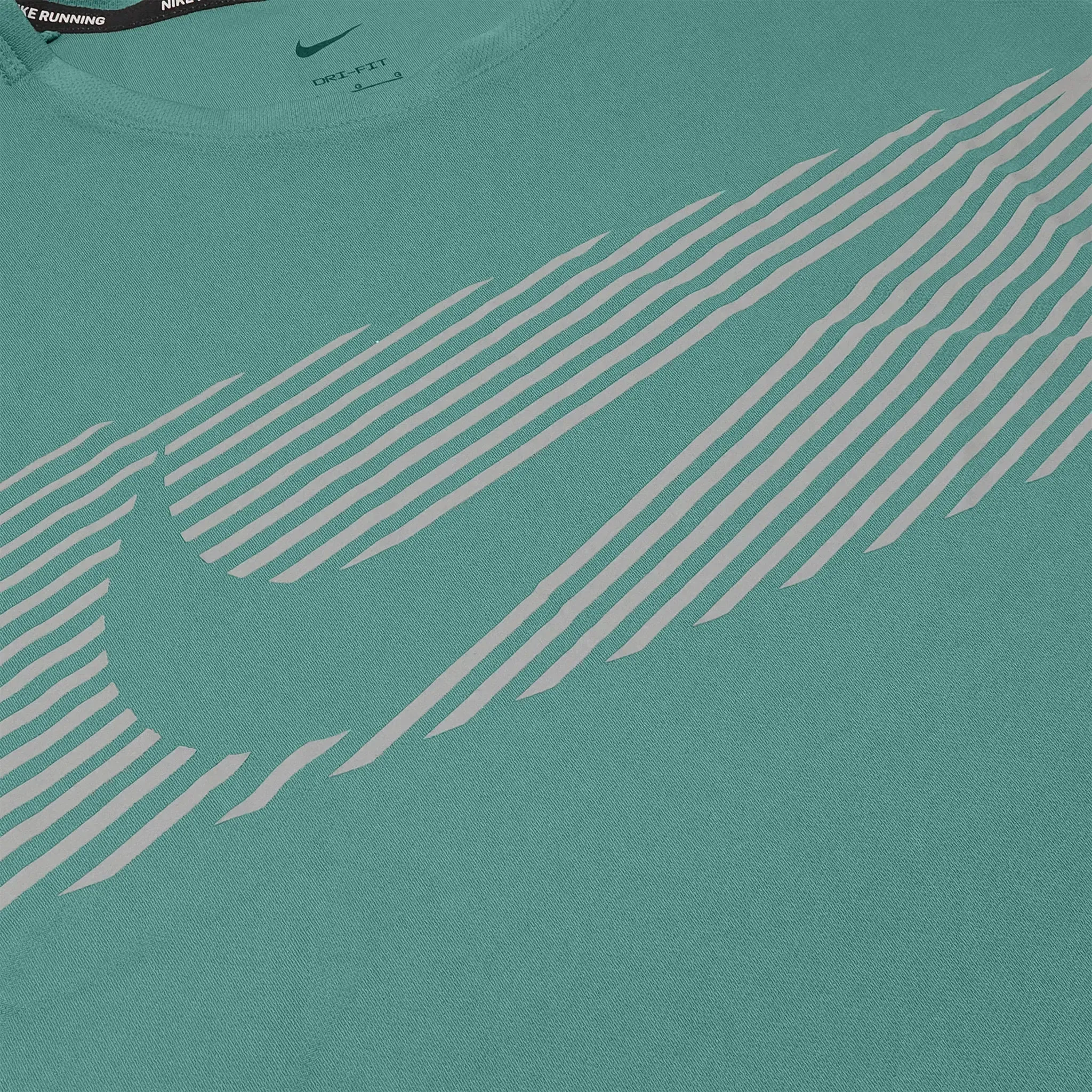 Nike Flash Miler Cyan Green T Shirt & Shorts